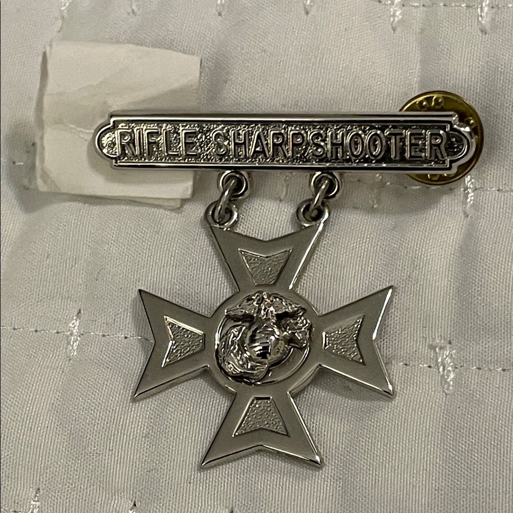 Silver Sharpshooter Badge